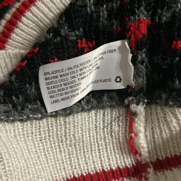 Mossimo Christmas reindeer snowflake holiday sweater size XS gray red and cream - Picture 5 of 7